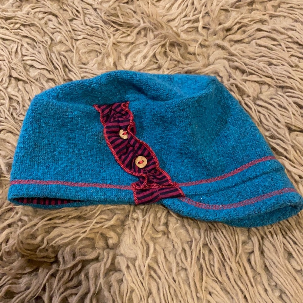 Gypsy & Lolo light blue with pink accents size S/M